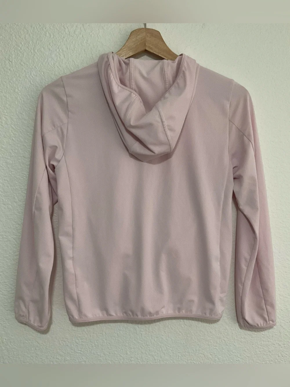 Uniqlo Kids Girls Pink Light Weight Hooded Zip-up Jacket - Size 140